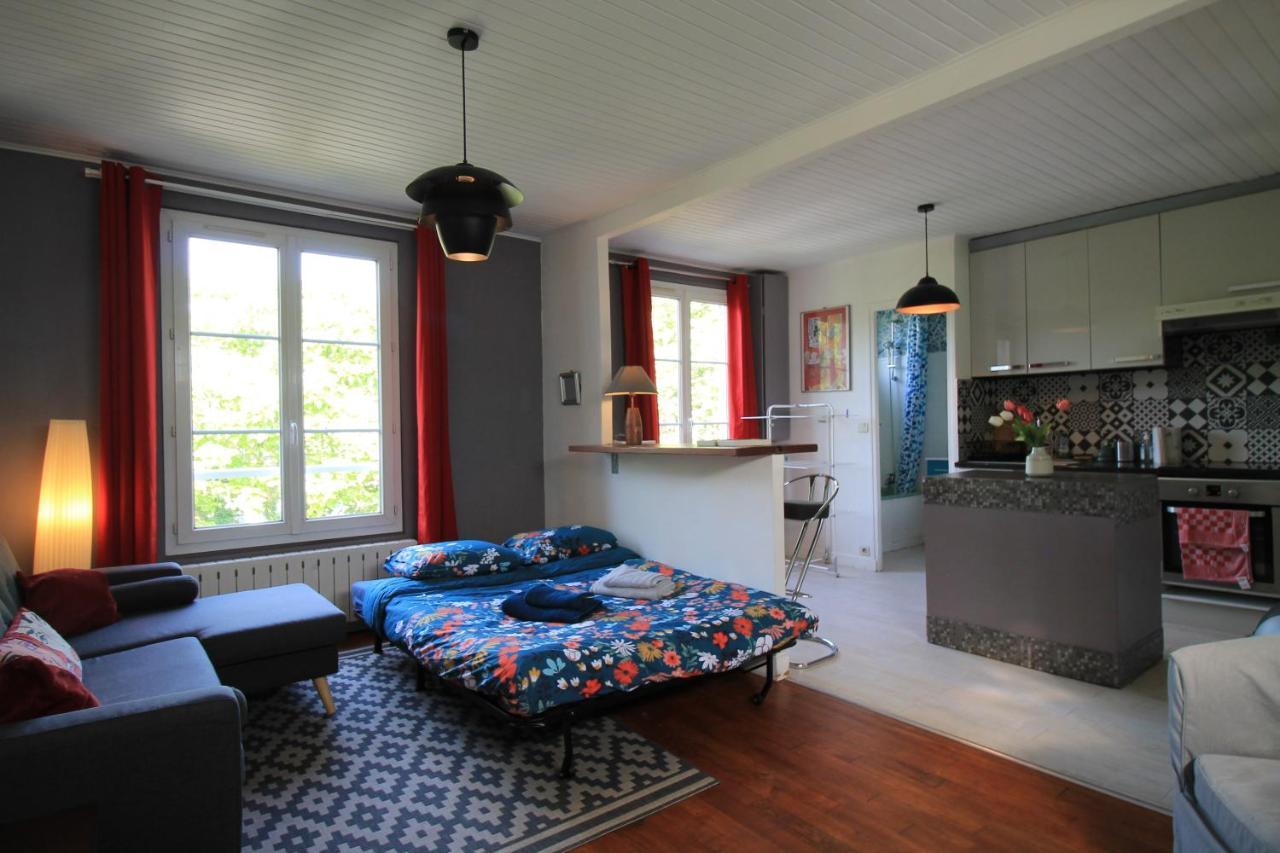Disponible - Appartement Entier - Ligne H 15Mn Paris-Gare Du Nord, Parking Rue Gratuit, 4 Pers, Station De Train En Face Toutes Les 15Mn, Hippodrome, Cdfas, Universite, Borne Electrique, 1Er Etage Eaubonne Zewnętrze zdjęcie